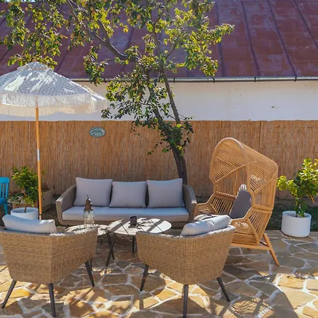 Guest house Casa Ilinca 4*